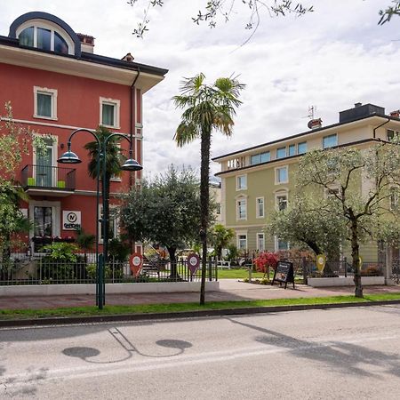 Lillil - Popping Holiday Riva del Garda Exterior foto