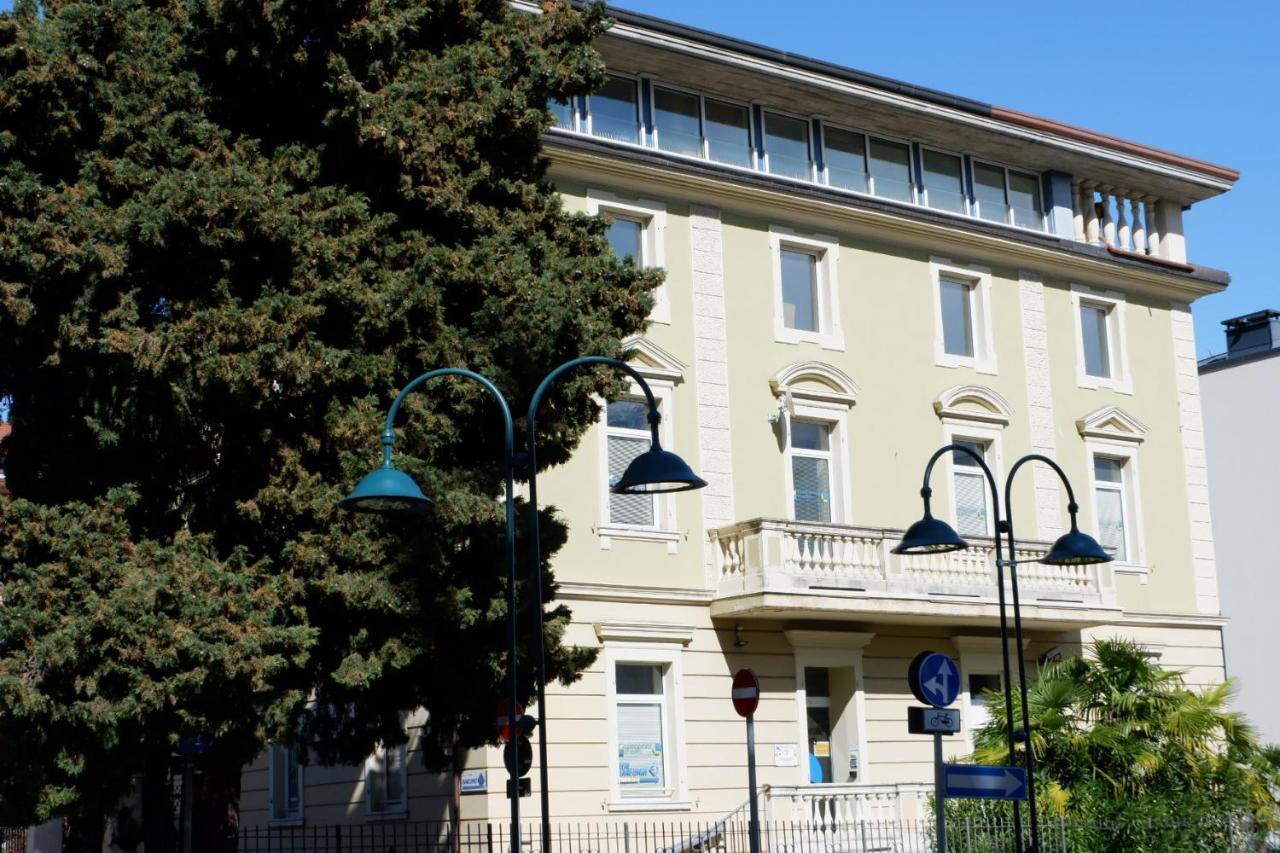 Lillil - Popping Holiday Riva del Garda Exterior foto